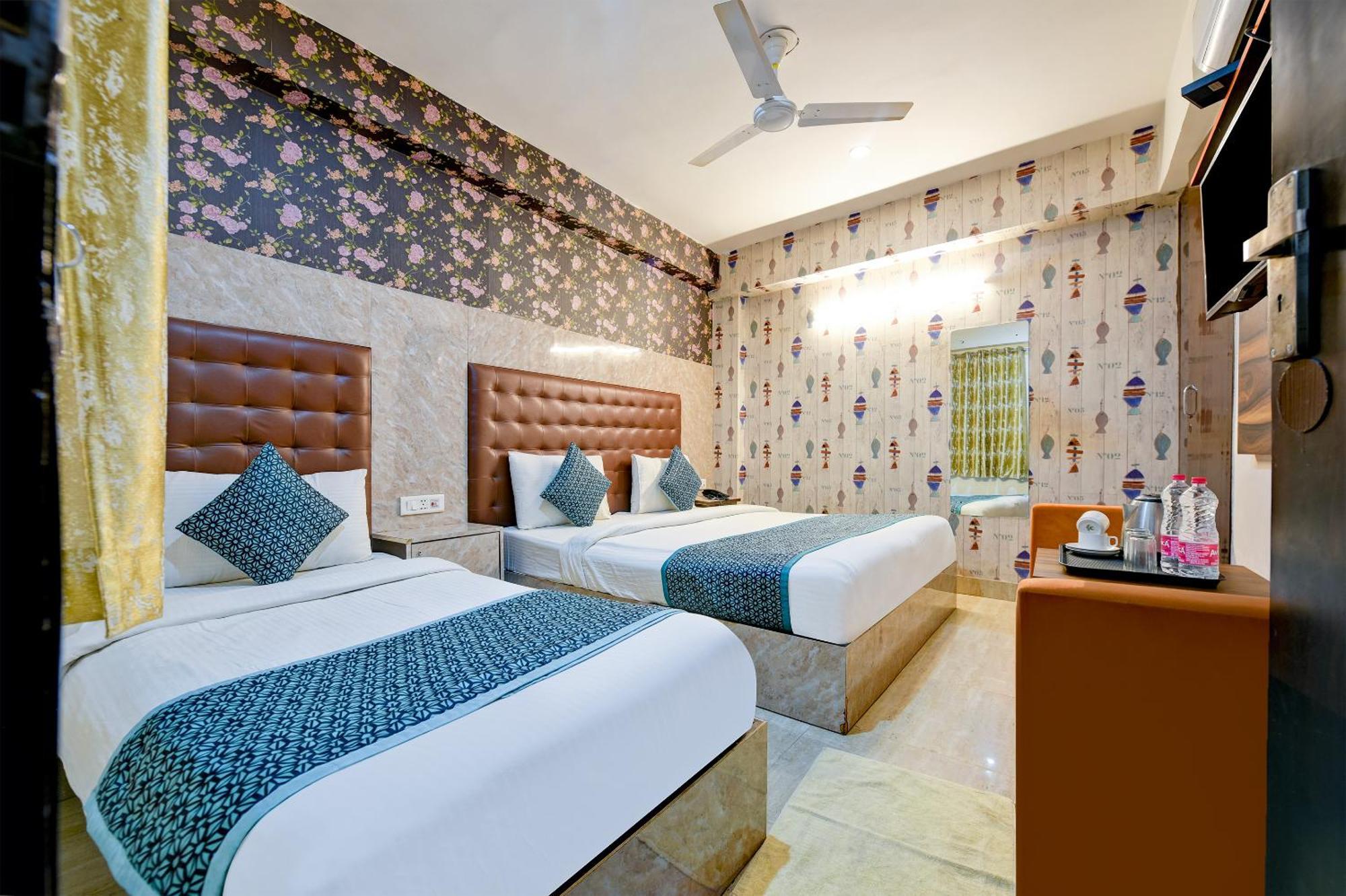 Couette-café Park - Near Igi Airport Terminal 3 3*