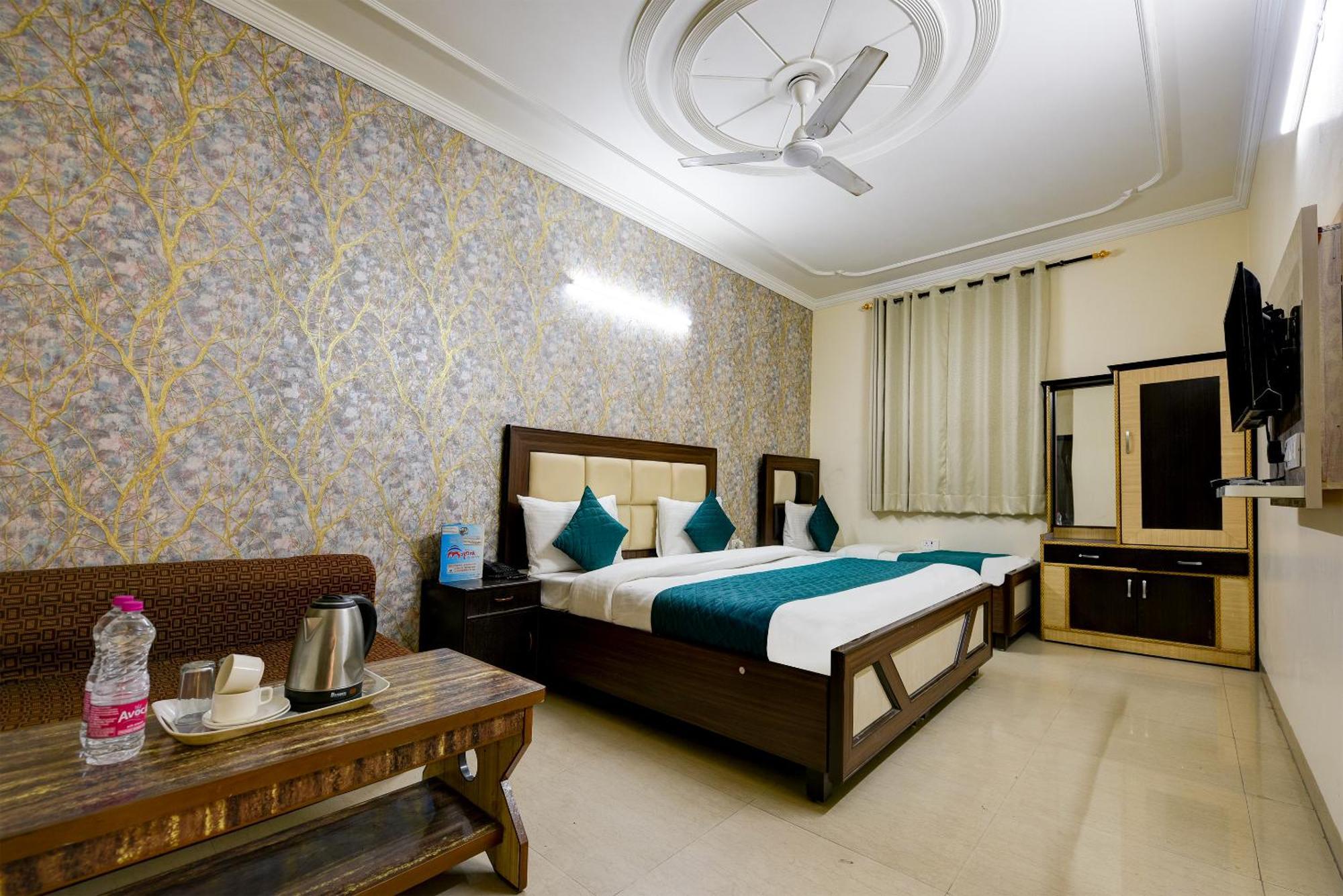 Bed & Breakfast Park - Near Igi Airport Terminal 3 New Delhi