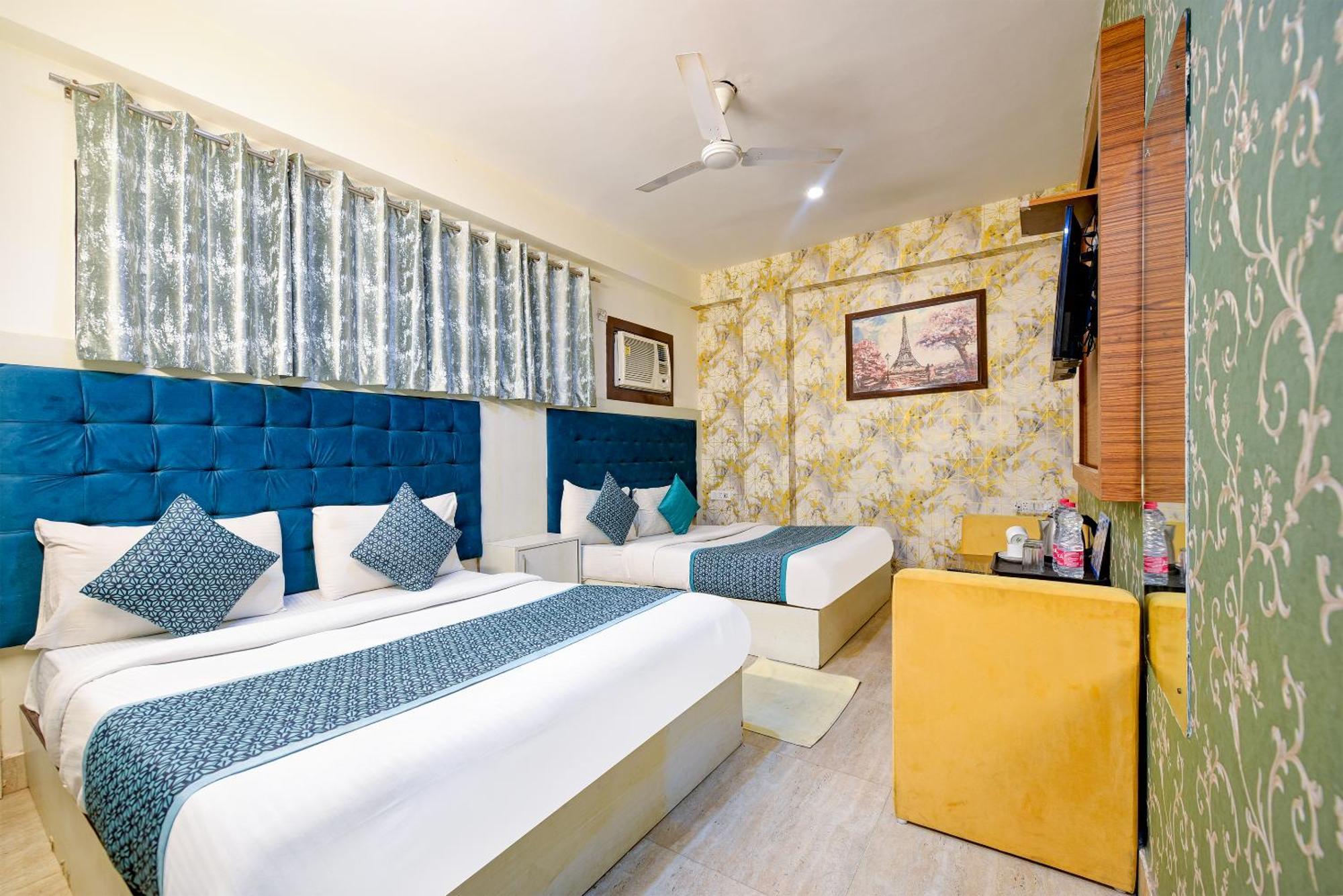 Park - Near Igi Airport Terminal 3 Bed & Breakfast